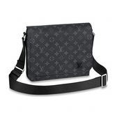 LV District messenger bag