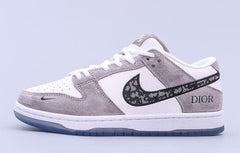 Dior x NIKE SB Dunk Low