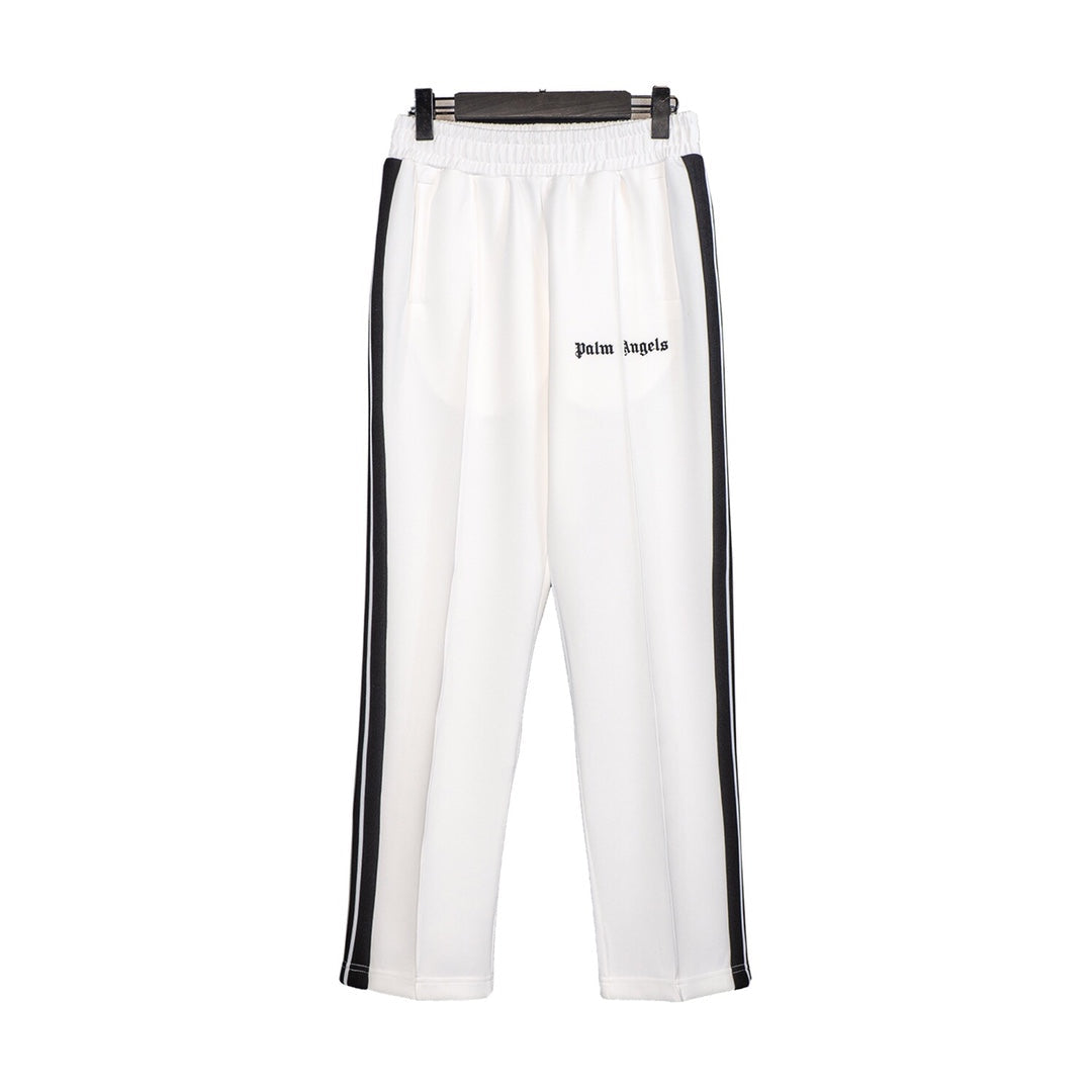 42619343667456,42619343700224,42619343732992,42619343765760,